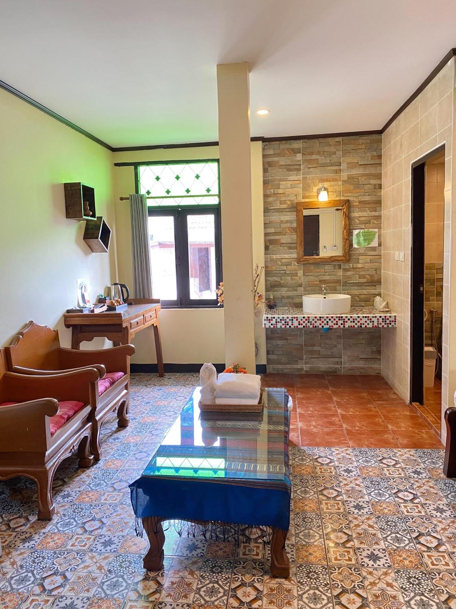 Somwang Boutique Hotel Chiang Mai Luaran gambar