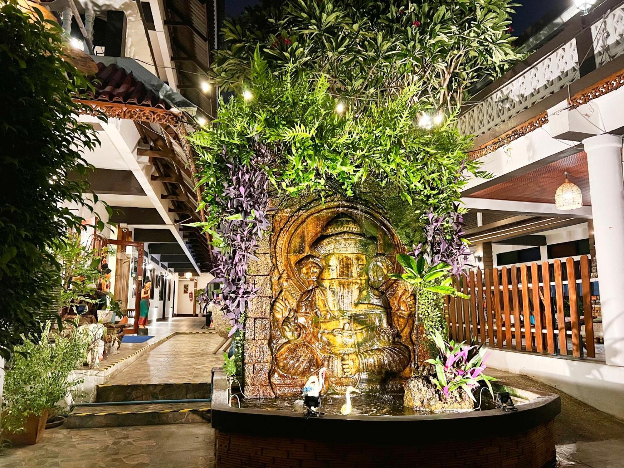 Somwang Boutique Hotel Chiang Mai Luaran gambar