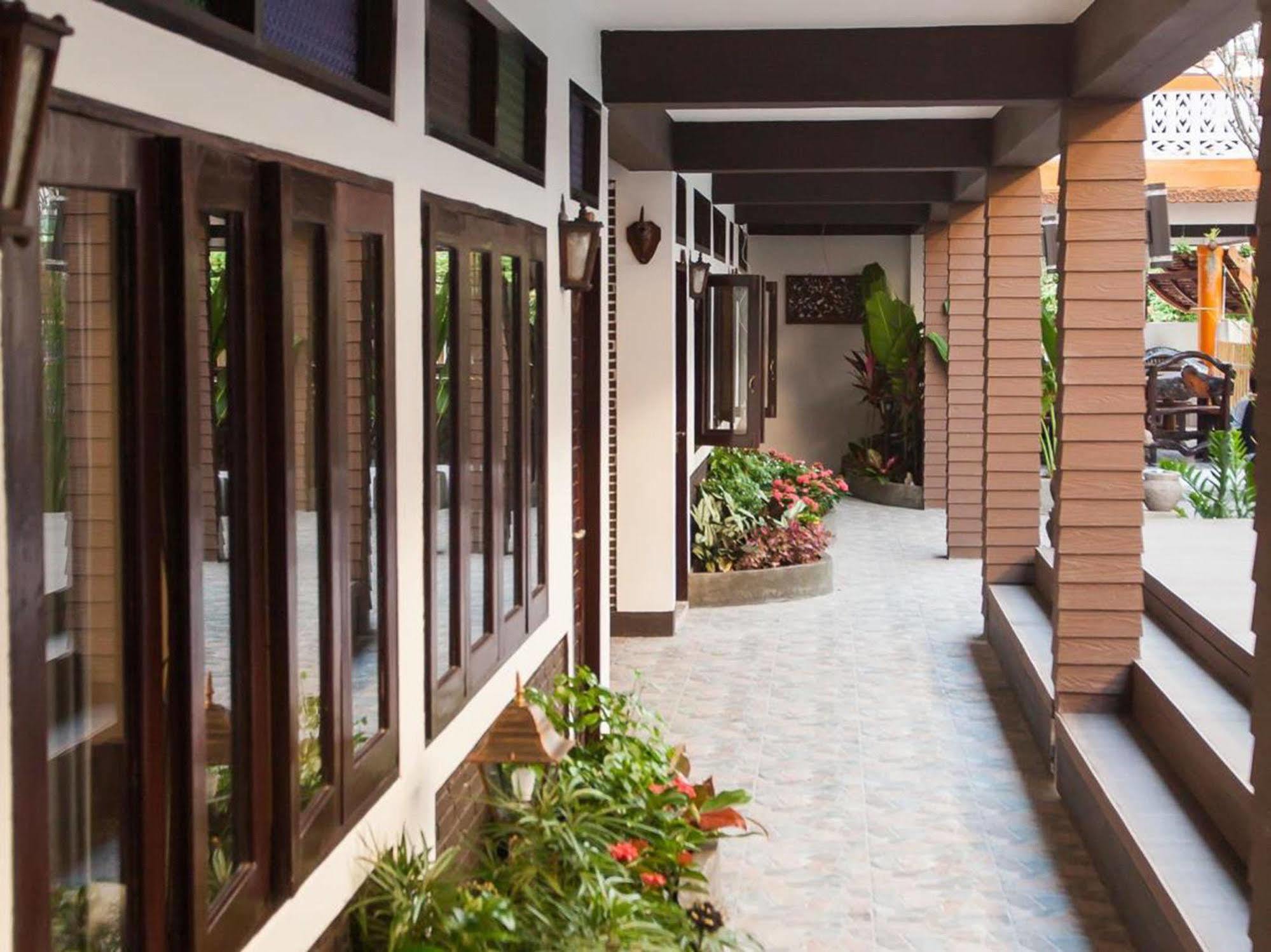 Somwang Boutique Hotel Chiang Mai Luaran gambar